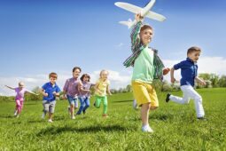 Dicas de atividades e brincadeiras para crianças